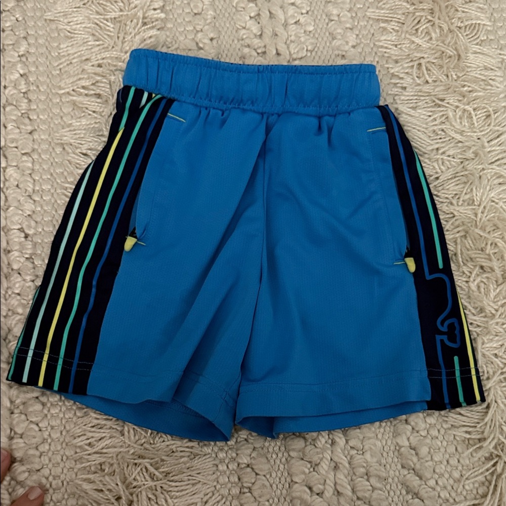 Vineyard Vines Bundle - Picture 2 of 12
